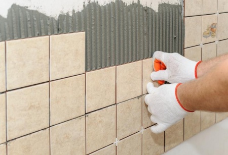 Les étapes essentielles pour réussir la pose de votre carrelage comme un pro